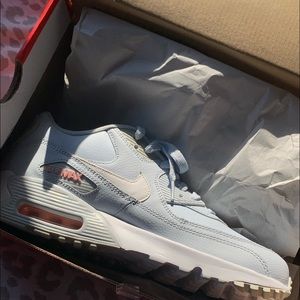 Blue,Pink and white nike air